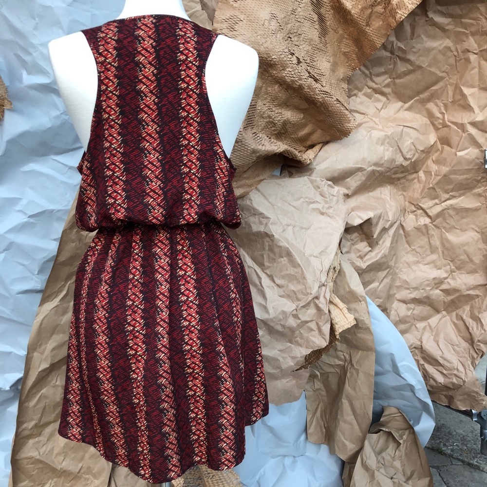 Patterned Dress - Picture 2 of 3